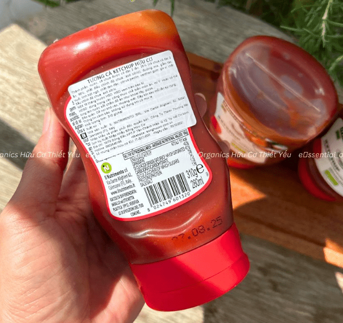 In tem nhãn lọ tương cà