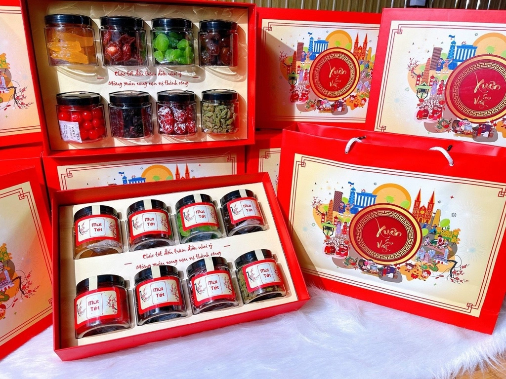 In tem nhãn mứt tết